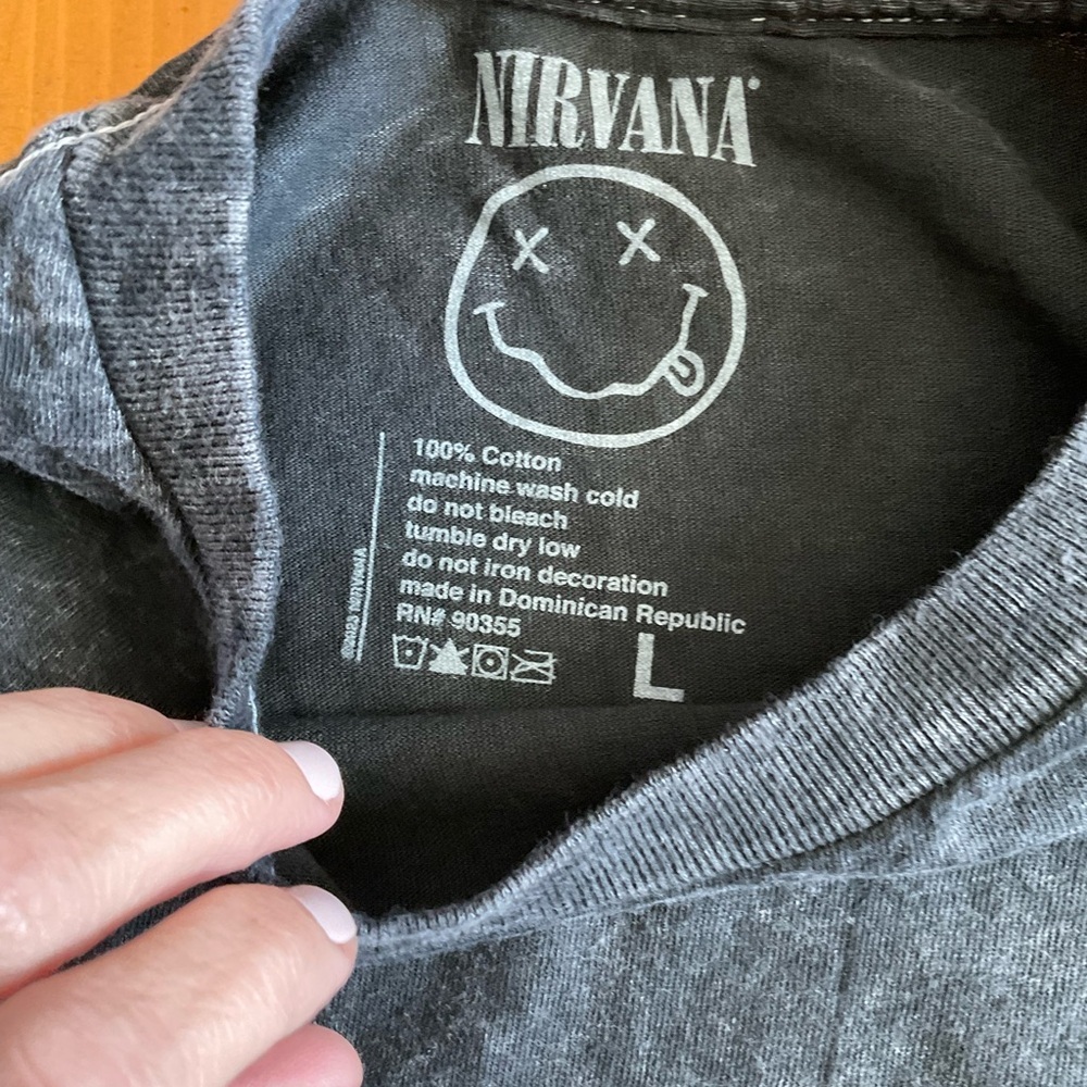 NEW Nirvana Acid Wash Black Small Graphic Crewneck Short Sleeve Tee - Picture 3 of 4